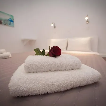 Guest house Evas House 2*