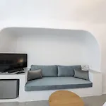 Evas House Fira (Santorini)