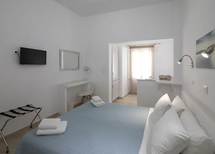Evas House 4* Fira (Santorini)