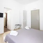 Evas House 4* Fira (Santorini)