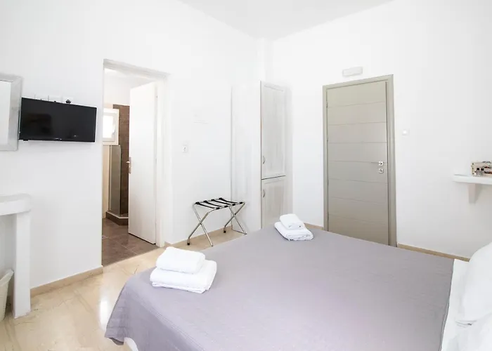 Evas House 4* Fira (Santorini)